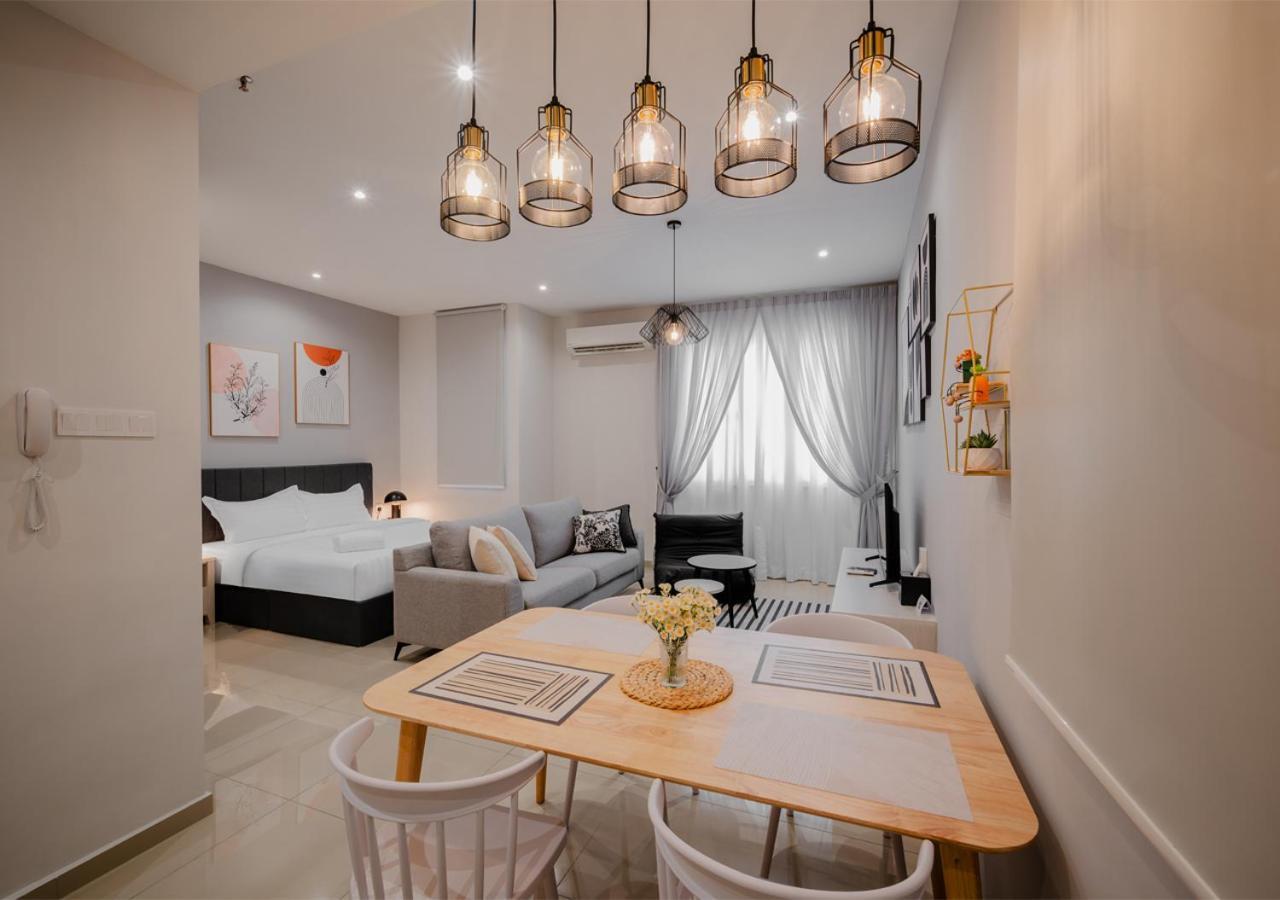 Iconic Regency Service Residences, Managed By Iconic * Bayan Lepas