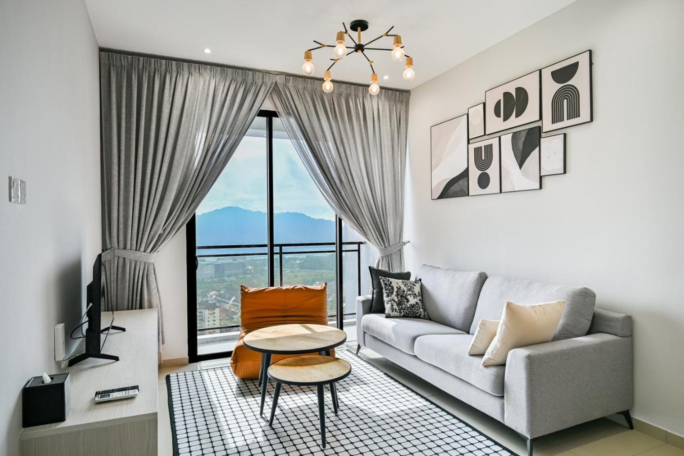 Iconic Regency Service Residences, Managed By Iconic * Bayan Lepas